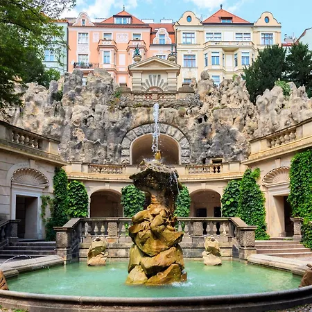 Sibelius Apartments Prague - Art Nouveau Residence 1902-3